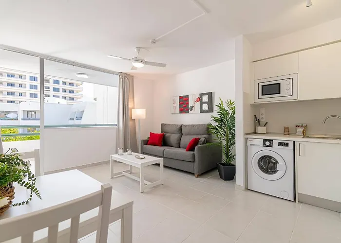 Go2tenerife Apart'masca Pool View & At 5 Min Apartamento Playa de las Américas