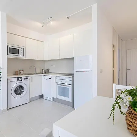 Go2tenerife Apart'masca Pool View & At 5 Min Плая-де-лас-Америкас